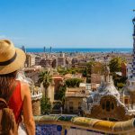 España se prepara para un verano histórico: ¿cómo aprovechar el auge turístico sin gastar de más?