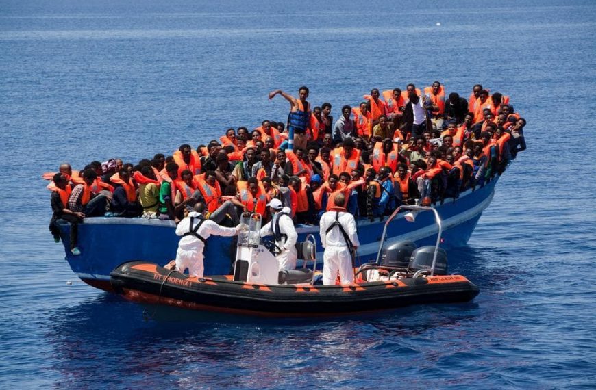 Europa registra menos llegadas de migrantes por mar, pero aumentan las muertes en las rutas marítimas