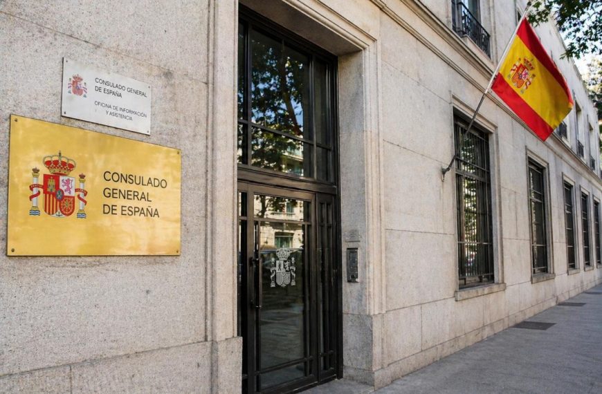 España refuerza sus consulados ante un plazo judicial que afecta a más de 163.000 personas vinculadas a la Ley de Nietos