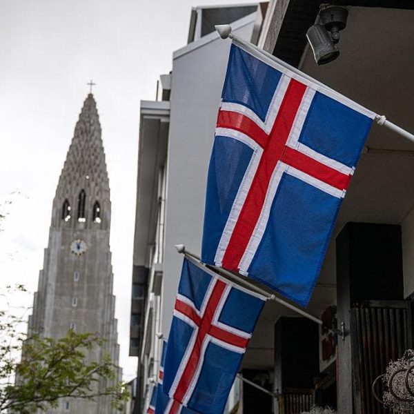 ISLANDIA SE PREPARA PARA UN REFERENDO CLAVE SOBRE&hellip;