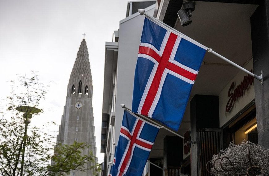 ISLANDIA SE PREPARA PARA UN REFERENDO CLAVE SOBRE LA UNIÓN EUROPEA