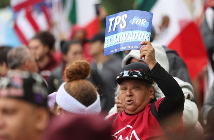 Alerta para más de 170.000 salvadoreños en Estados Unidos: el TPS llega a su fecha límite
