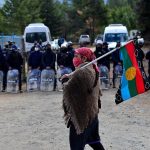 Desalojo de comunidades mapuche en Argentina reaviva el conflicto por las tierras ancestrales