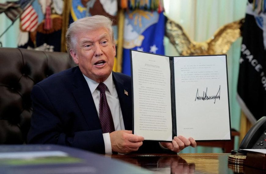 Trump vuelve a intentar limitar la ciudadanía por&hellip;