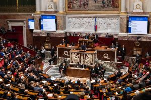 Francia endurece el debate migratorio de cara a&hellip;