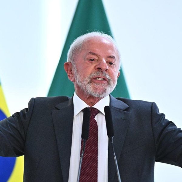 Brasil entra en una campaña electoral cada vez&hellip;