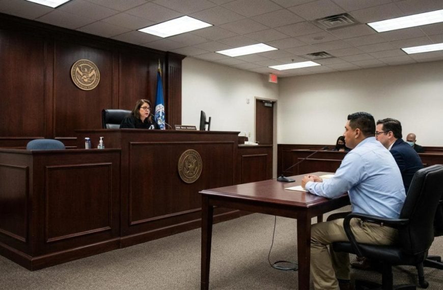 Audiencias migratorias masivas aceleran las deportaciones en Estados Unidos
