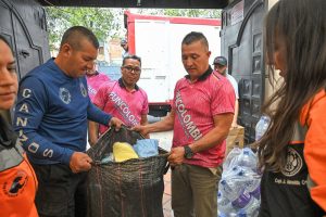 Ecuador cruza la frontera con ayuda para Colombia:&hellip;