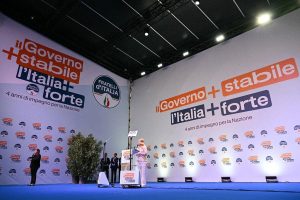 Giorgia Meloni alcanza un récord histórico de permanencia&hellip;