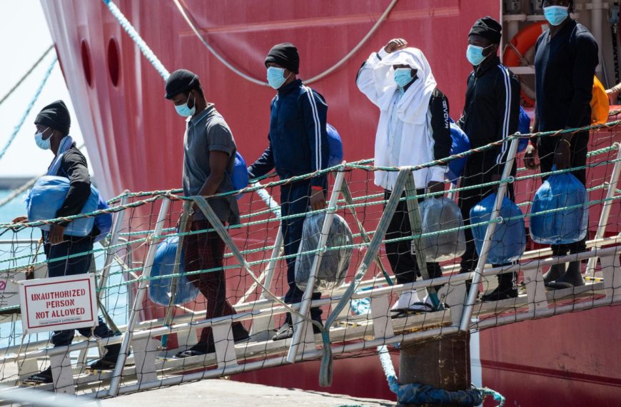 bajan las llegadas de migrantes, pero aumentan las muertes en las rutas marítimas