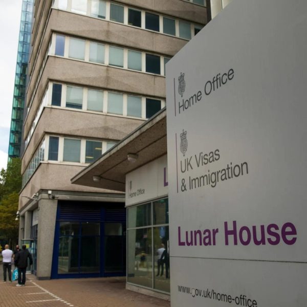 Reino Unido actualiza el seguimiento del estatus migratorio&hellip;