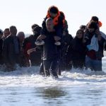 Reino Unido y Francia enfrentan nuevas críticas por el destino de cientos de solicitantes de asilo