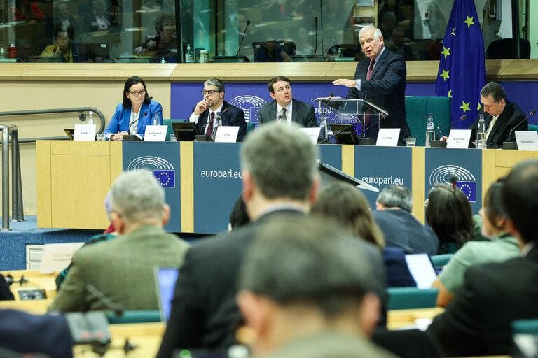 Parlamentarios de América Latina y Europa se reúnen en Tenerife para fortalecer la cooperación entre ambas regiones