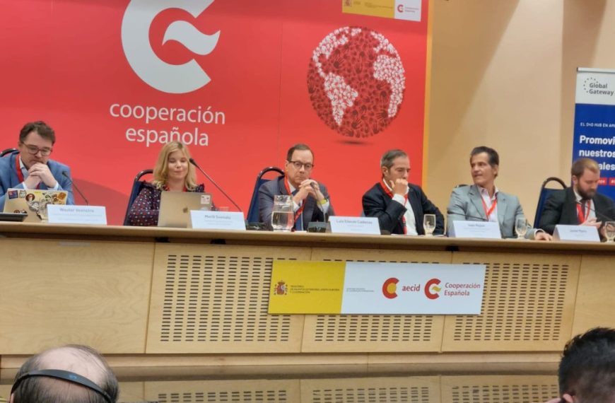 Europa y América Latina refuerzan la cooperación para proteger los datos personales y regular los servicios digitales