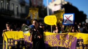 Portugal: miles de personas protestan contra la crisis&hellip;