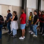Más de 134.000 brasileños votan en Portugal en una jornada electoral histórica